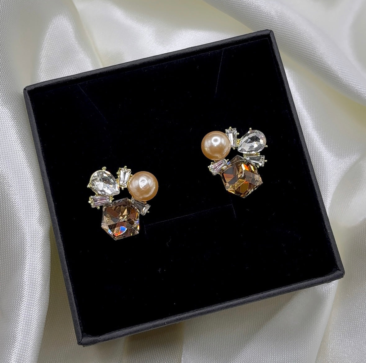Champagne Bonbon Stud Earrings
