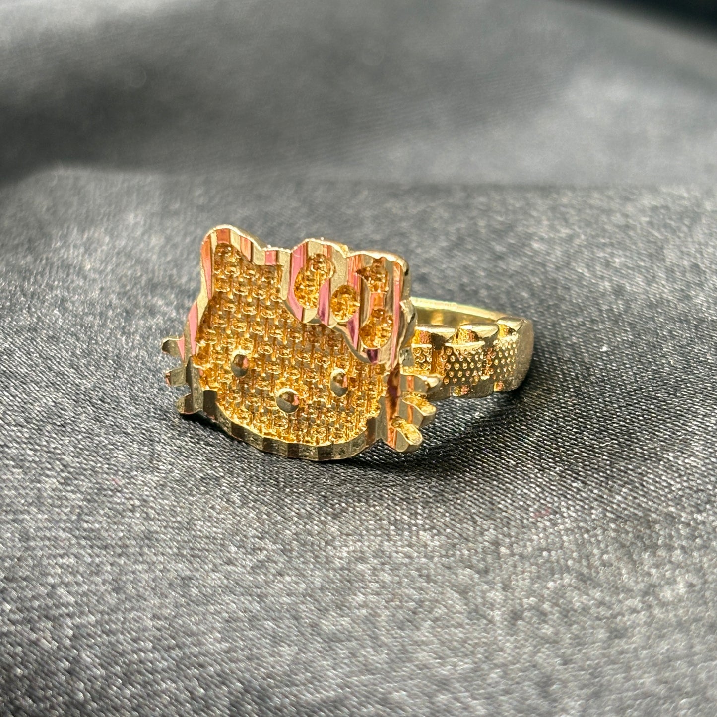 Kitty Diamond Cut Ring