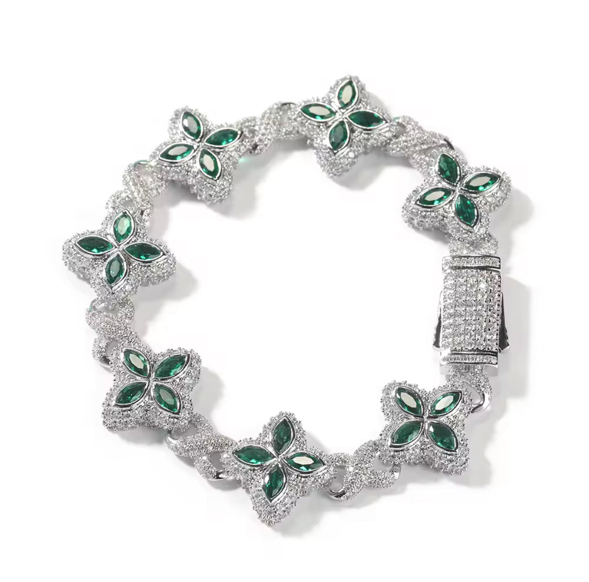 Icy Clover Chain